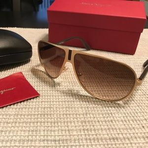 💯 NEW Salvatore Ferragamo SF103SL Brushed Gold